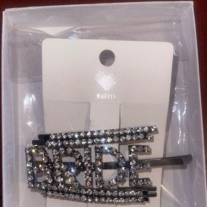 Bride Large hair broach or hair pin